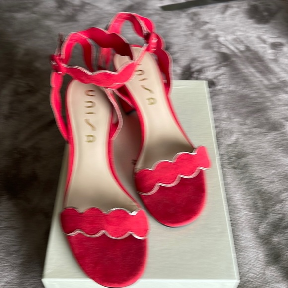 Unisa Ankle StrapOpen Toe Sandals in Red for any occasion, Size 7,5, perfect fit - Picture 1 of 7